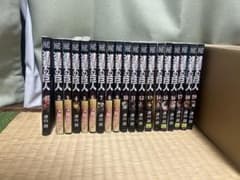 Attack Titan　Complete manga set (volumes 1-34) + special edition available