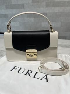 FURLA メトロポリス2wayバッグ　ホワイト/ブラックのサムネイル