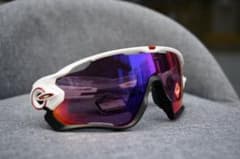 Oakley Jawbreaker ホワイト/マルチカラー Oakley Jawbreaker ホワイト/マルチカラー - メルカリ