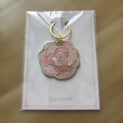 grirose キラキラ刺繍チャーム フレンチローズ　ノベルティのサムネイル