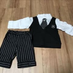 男の子用フォーマルウェアのサムネイル