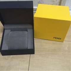 FENDI の空箱のサムネイル