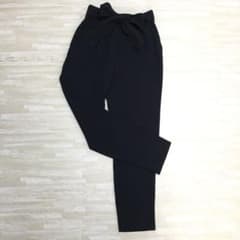 リボン付きパンツ　オフィスカジュアルのサムネイル