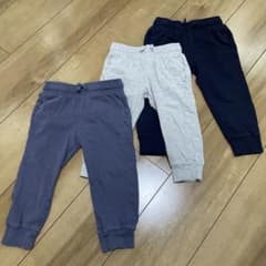 H&M キッズボトムス3枚セットのサムネイル