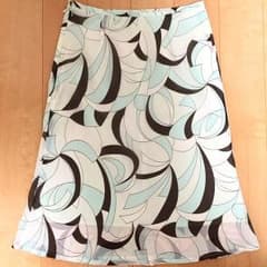 ☆美品☆幾何学模様フレアスカートのサムネイル
