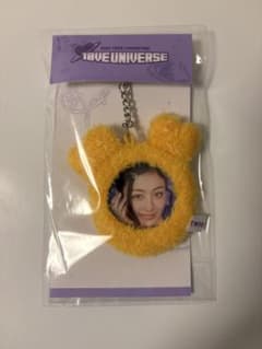 1599. 10ve universe ジヒョ 缶バッジ ホルダーのサムネイル