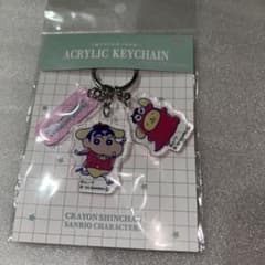 クレヨンしんちゃんとサンリオコラボ　アクリルキーホルダー　ポムポムプリンのサムネイル