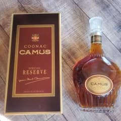 CAMUS SPECIAL RESERVE COGNAC 35cl 40%vol - メルカリ
