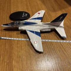 ブルーインパルス T-4 航空機モデルのサムネイル
