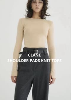 CLANE SHOULDER PADS KNIT TOPS ベージュ　サイズ2 CLANE SHOULDER PADS KNIT TOPS ベージュ サイズ2 - メルカリ
