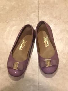Ferragamo キッズ　靴　サイズ28 17cm 17.5cm フェラガモのサムネイル