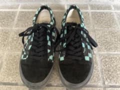 鬼滅の刃柄❓　VANS スニーカーのサムネイル