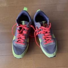 Nike スニーカー グレー/ライム/ピンクのサムネイル