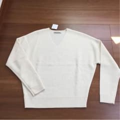日曜までお値下げ☆レディラックルカ ニット 試着のみのサムネイル