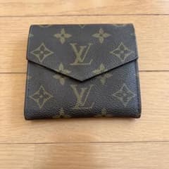 T*e様 Louis Vuitton 二つ折り財布 モノグラム あ*ま様 Louis Vuitton 二つ折り財布 モノグラム 型番882AN - メルカリ