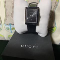 GUCCI アナログ腕時計 ブラック - メルカリ
