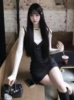 長袖カットソー＆ミニワンピース セットアップ　ワンホン　韓国のサムネイル
