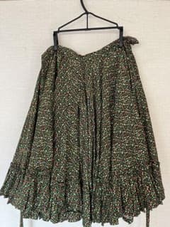 スカート　フリルスカート　花柄スカートのサムネイル