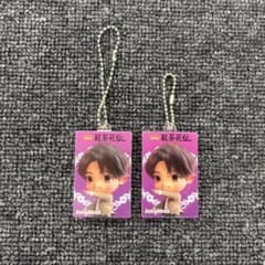 紅茶花伝 JungKook アクリルキーホルダー 2個セットのサムネイル