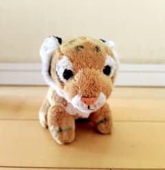 トラ ぬいぐるみのサムネイル