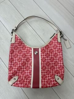COACH シグネチャー ショルダーバッグ ピンクのサムネイル