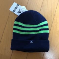 adidas ニット帽のサムネイル