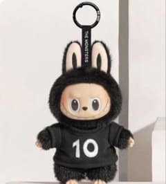 POP MART THE MONSTERS 10周年 展覧会 限定 ラブブ - メルカリ