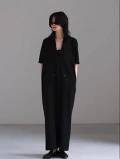 aere V-neck jerseyワンピース　黒　新品　36 aere V-neck jerseyワンピース 黒 新品 36 - メルカリ