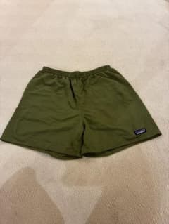 Patagonia ショートパンツ オリーブのサムネイル