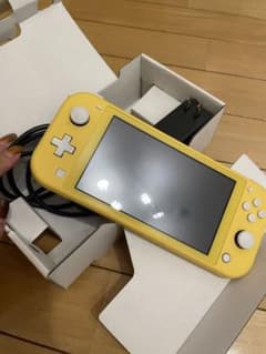 Nintendo Switch NINTENDO SWITCH LITE イエ…のサムネイル