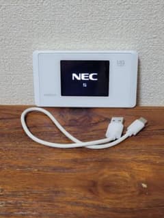 NEC/WiMAX 2+ モバイルルーター/WX05/充電用USBケーブル付きのサムネイル