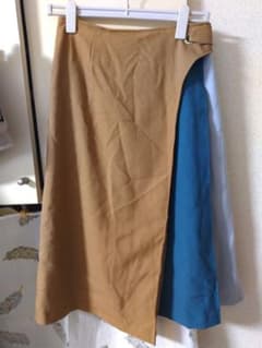 INDIVI　配色ロングスカート キャメル×グリーンのサムネイル