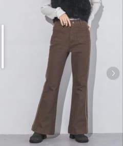 JEANASISブラウンフレアパンツのサムネイル
