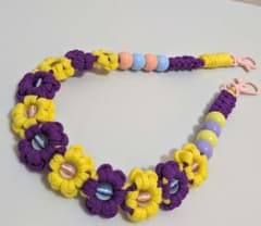 フラワーモチーフ ハンドメイド スマホストラップのサムネイル