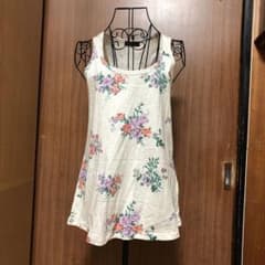 タンクトップ 花柄のサムネイル