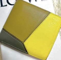 【極美品】LOEWE 二つ折り財布 パズル バイフォールド ウォレットのサムネイル