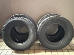 DUNLOP スタッドレスタイヤ 165R13 6PR LTのサムネイル