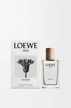 25年10月購入 LOEWE 001 WOMAN オードゥ パルファム 30ml - メルカリ