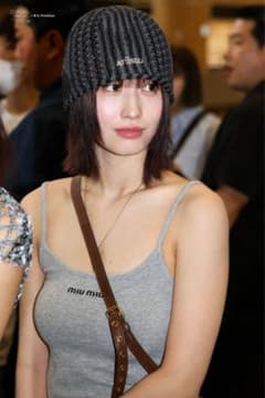 ATiSSU ニット帽 TWICE モモ着用のサムネイル