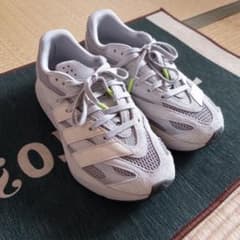 adidas Lightblaze ライトブレイズ　スニーカーのサムネイル