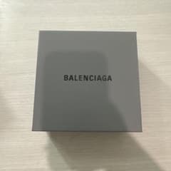 BALENCIAGA ギフトボックス 空箱のサムネイル