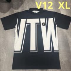 Thumbnail of ヴィトエルブ　V12 VTW グラフィックハイネックシャツ XL