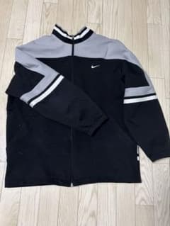 希少 90s NIKE トラックジャケット 日本製 刺繍ロゴ 黒 グレー Mのサムネイル