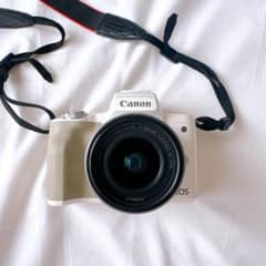 【液晶故障品】Canon EOS kiss Mミラーレス一眼ダブルレンズキットのサムネイル
