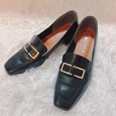 美品】DIANA スクエアトゥ 本革 金具 ローファー 黒 24.5cm WD - メルカリ