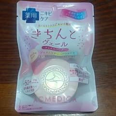 ナリスアップ アクメディカ 薬用 フェイスパウダー ナチュラル  80gのサムネイル