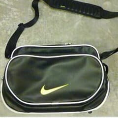 NIKE  スポーツバックのサムネイル