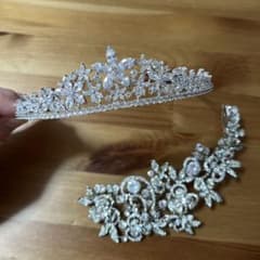 ウェディング ティアラ ヘッドドレス ジルコニア 2点セットのサムネイル