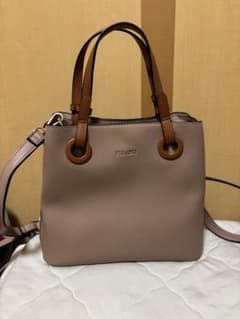 【美品】FIBANO ベージュ ハンドバッグ ショルダーバッグのサムネイル