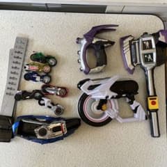 仮面ライダードライブ DXマッハドライバー DXシンゴウアックスのサムネイル